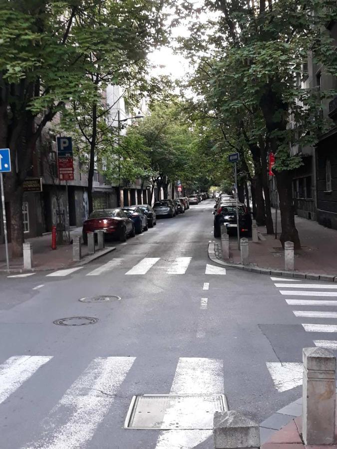 Studio 17 Belgrade Luaran gambar